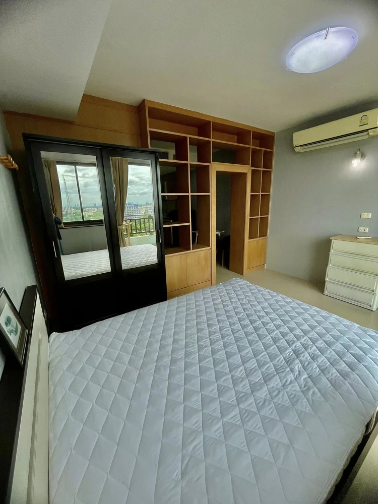 Condo for rent, Supalai Oriental Sathorn-Suanplu, spacious room, ready to move in, fully furnished, electrical appliances included. Don't miss out on