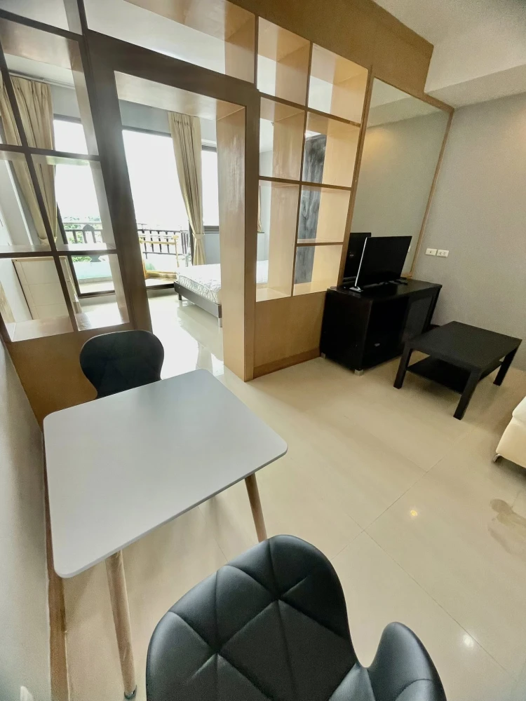 Condo for rent, Supalai Oriental Sathorn-Suanplu, spacious room, ready to move in, fully furnished, electrical appliances included. Don't miss out on