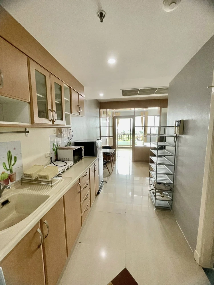 Condo for rent, Supalai Oriental Sathorn-Suanplu, spacious room, ready to move in, fully furnished, electrical appliances included. Don't miss out on