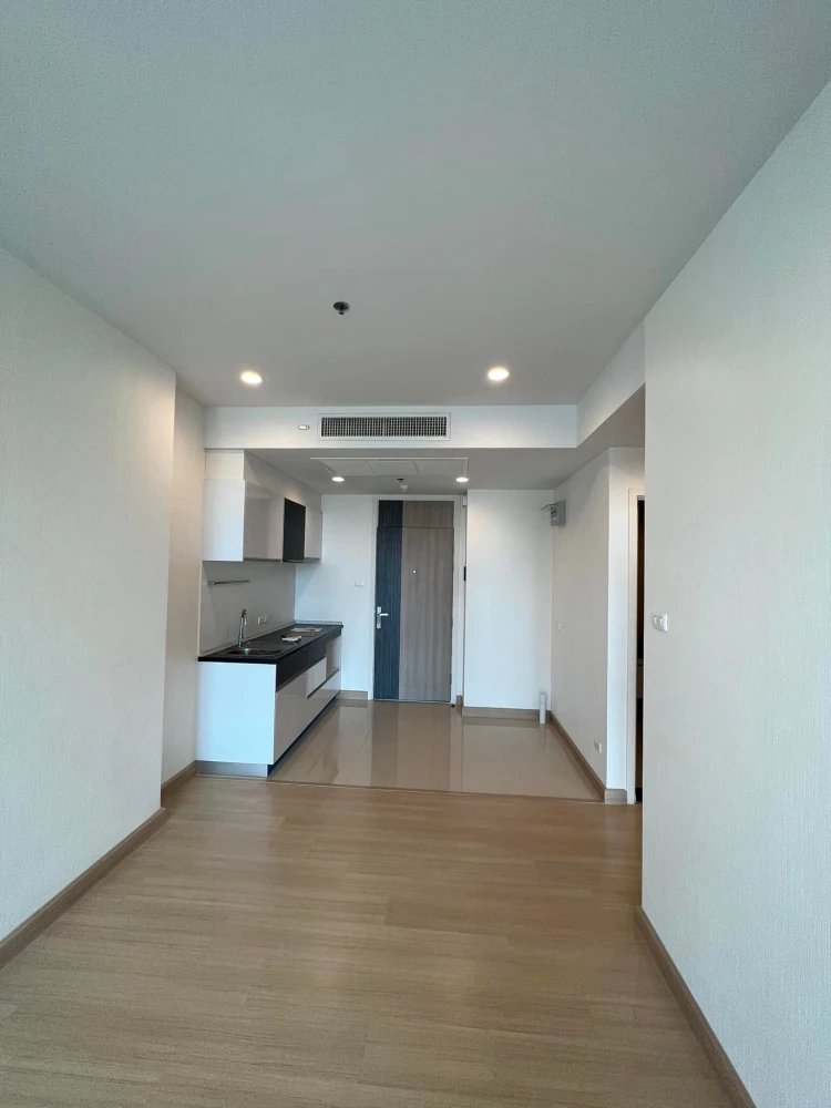 Condo for rent, Supalai Light Ratchada-Narathiwat-Sathorn, 1 bedroom, 1 bathroom, Chao Phraya River view, large room, no furniture.