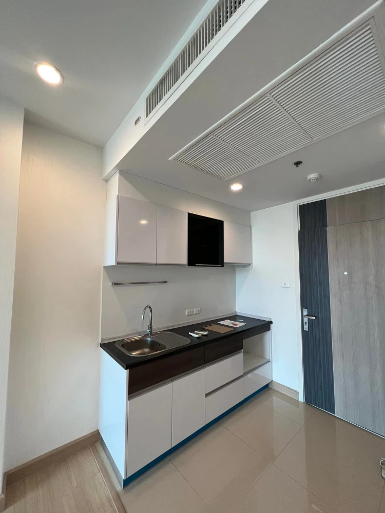 Condo for rent, Supalai Light Ratchada-Narathiwat-Sathorn, 1 bedroom, 1 bathroom, Chao Phraya River view, large room, no furniture.