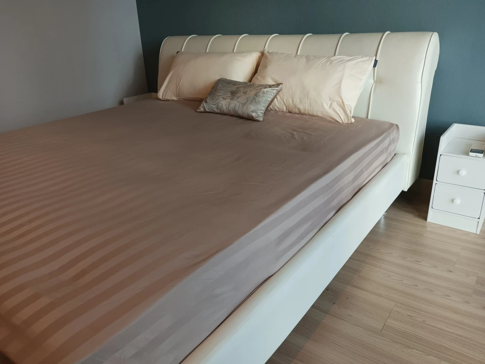 Condos for rent at Skywalk and Wells Residence, fully furnished, ready to move in! Don't miss out!
