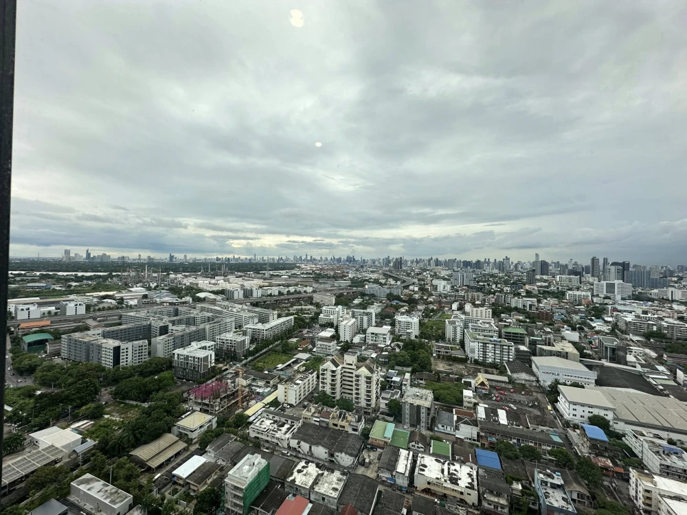 Condo for rent: Skyrise Avenue Sukhumvit 64. Fully furnished and ready to move in. Everything you need in one place. Hurry and reserve now. Don't miss