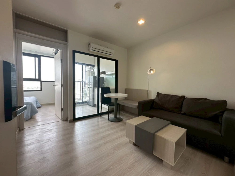 Condo for rent, Skyline Ratchaprarop, ready to move in, complete with furniture and electrical appliances. Come and reserve before you miss your chanc