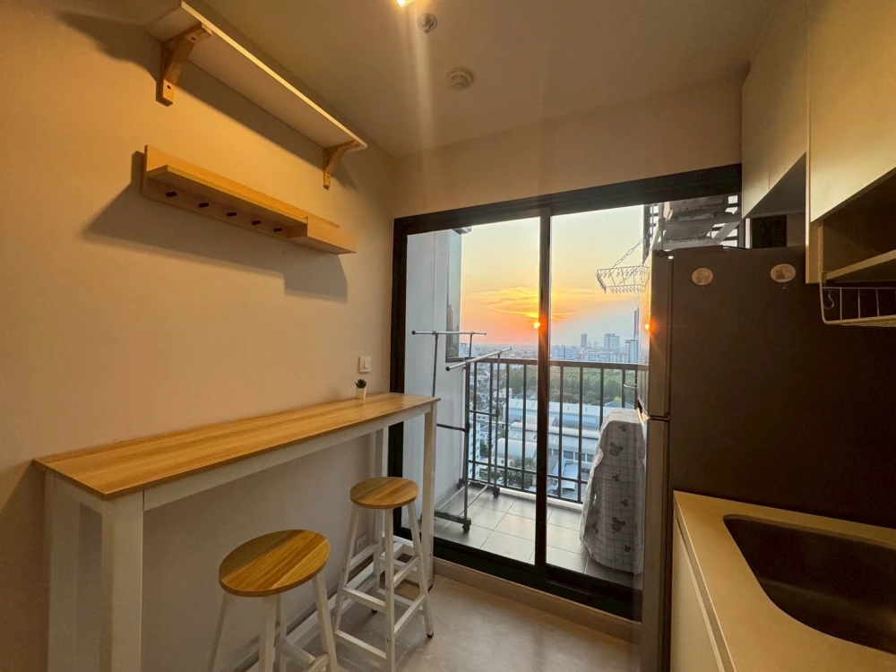 Condo for rent, Skyline Rattanathibet, fully furnished and equipped with appliances. Just bring your suitcase and move in! Book now!