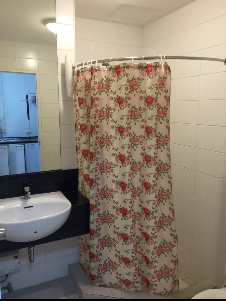 Condo for rent, Sukhumvit Plus, pool view New renovated room, ready to move in, don't miss it!!