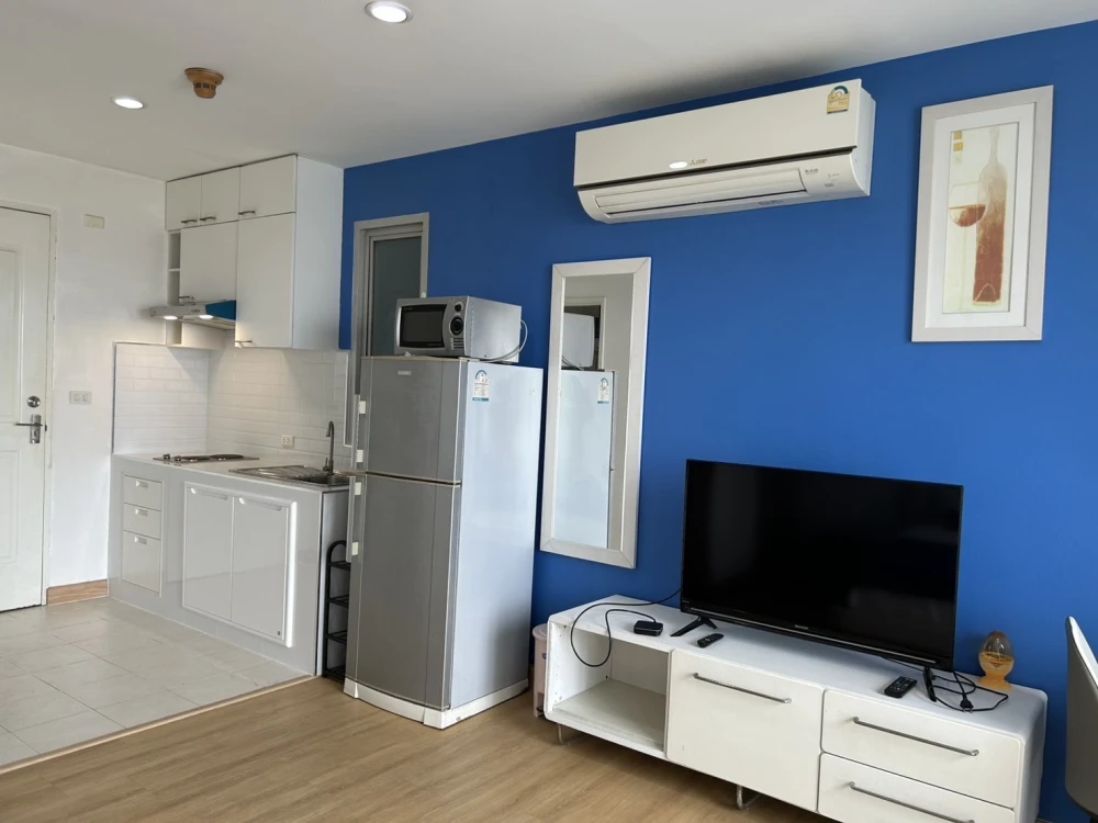 Condo for rent, Sukhumvit Plus. Beautiful, fully furnished, great value! Book now!!