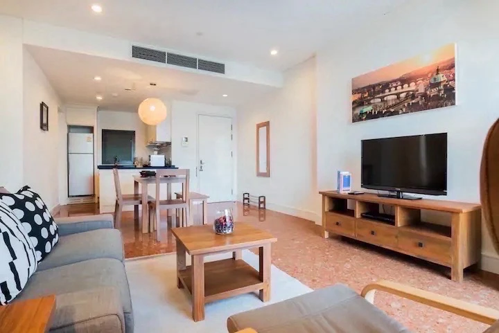 Condo for rent, Aguston Sukhumvit 22, luxury, near the BTS, convenient transportation, hurry up!!