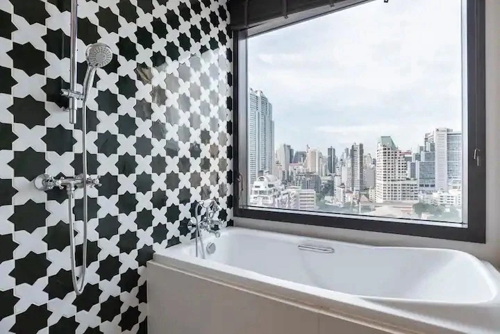 Condo for rent, Aguston Sukhumvit 22, luxury, near the BTS, convenient transportation, hurry up!!