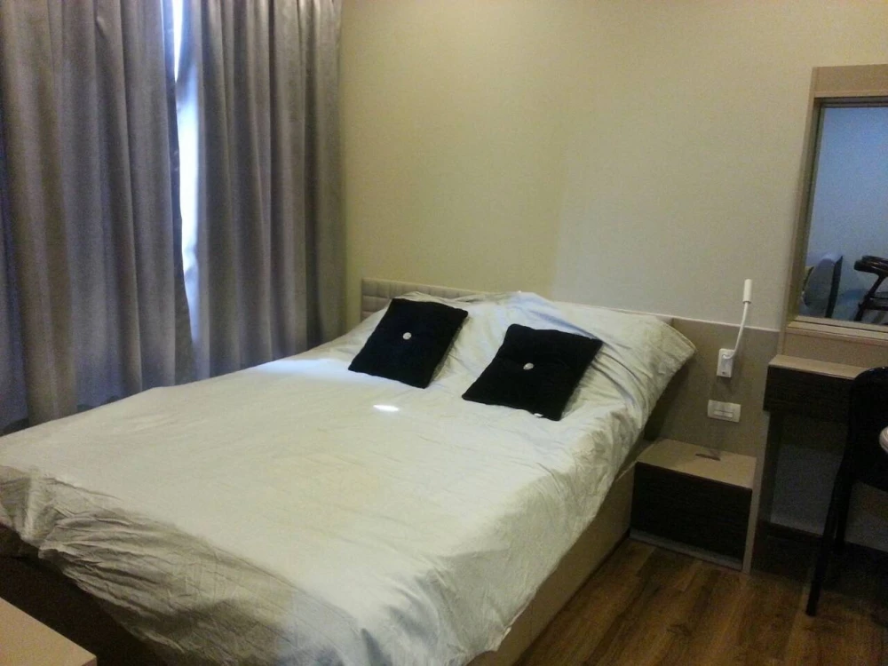 For rent!! Condo Onyx Phaholyothin, 8th floor, beautiful room, good price, move in immediately, don't miss it!!