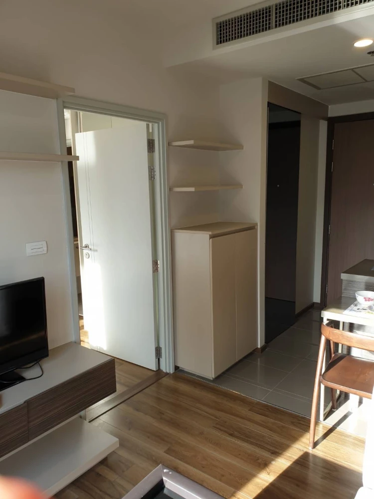 For rent!! Condo Onyx Phaholyothin, 8th floor, beautiful room, good price, move in immediately, don't miss it!!