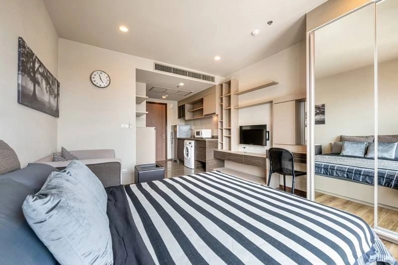 For rent!! Onyx Phahon Yothin Condo, studio room, 7th floor, beautiful room, fully furnished, ready to move in. Reserve now!!