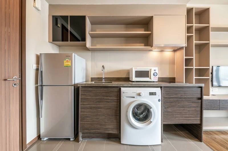 For rent!! Onyx Phahon Yothin Condo, studio room, 7th floor, beautiful room, fully furnished, ready to move in. Reserve now!!