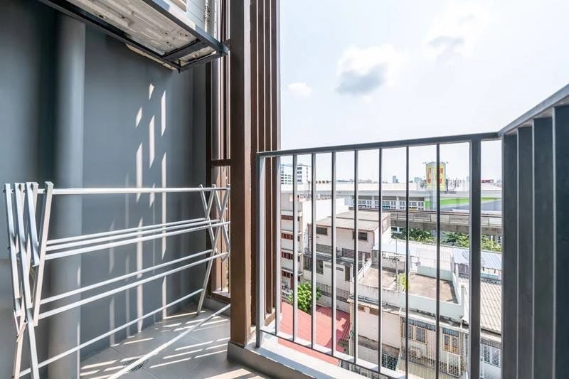 For rent!! Onyx Phahon Yothin Condo, studio room, 7th floor, beautiful room, fully furnished, ready to move in. Reserve now!!