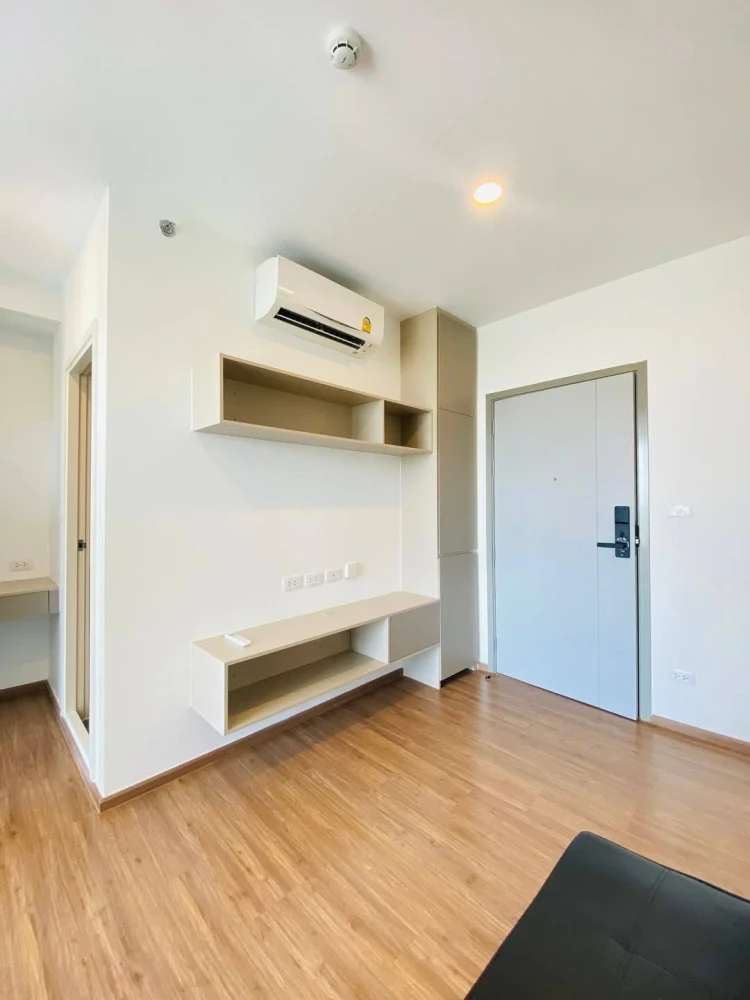 Condo for rent: Origin Ramkhamhaeng 209. Well-separated rooms. Great price. Everything you need here. Just bring your bags and move in.