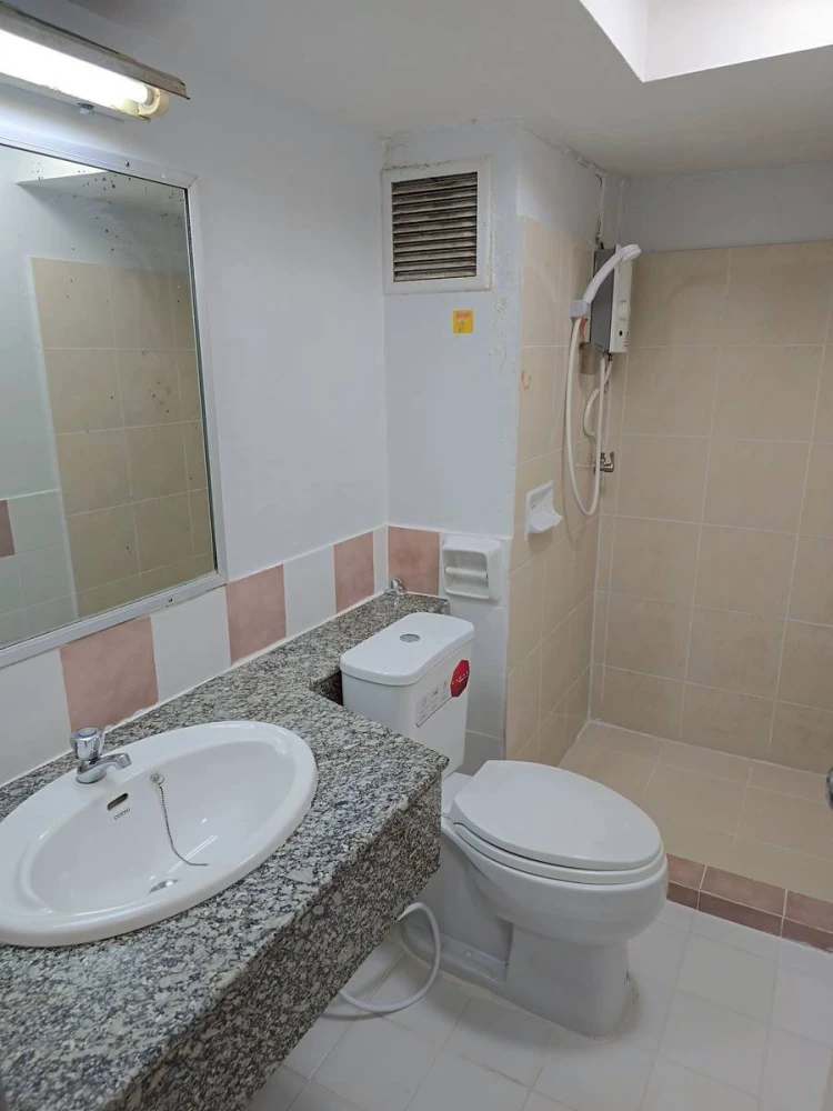 For rent!! Condo Origin Place Bangna, 2nd floor, Building A, elegantly decorated room, great price, ready to move in, hurry and reserve now!!
