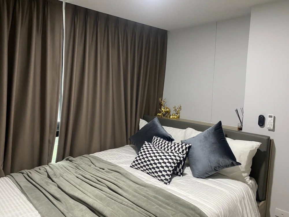 ให้เช่า คอนโด อัลติจูด ยูนิคอร์น สาทร - ท่าพระ 2 ชั้นแบบ Loft เพดานสูง ชั้นสูงสุด วิวสวยมาก เงียบสงบ เป็นส่วนตัว จองด่วน