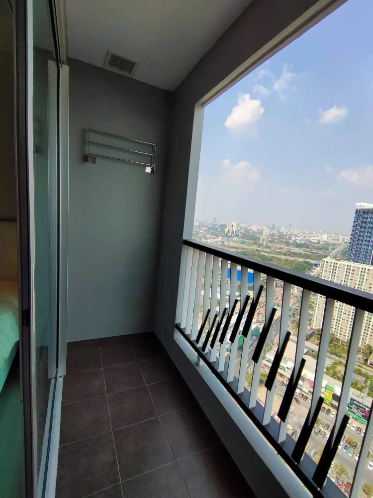 Condo for rent, Assakarn Place Srinakarin, 35th floor, city view, high floor, beautiful view, ready to move in. Book now!!