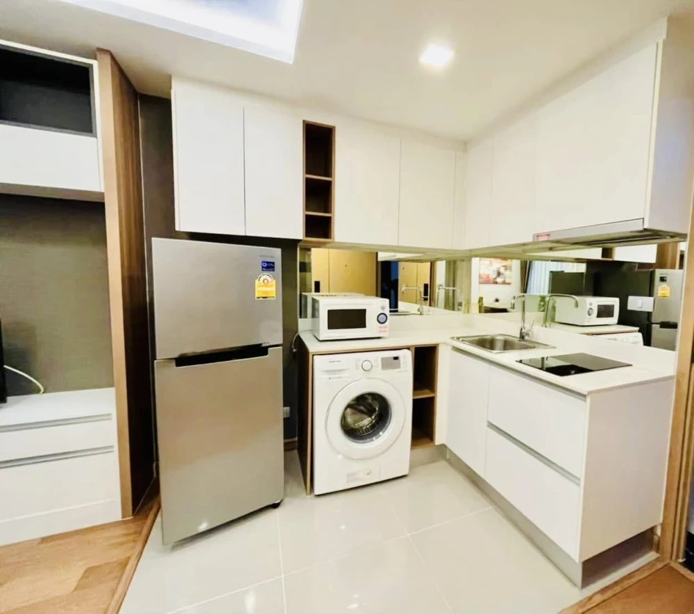 Condo for rent, Inter Lux Premier Sukhumvit 13, fully furnished. Fountain view of the project, don't miss it!!