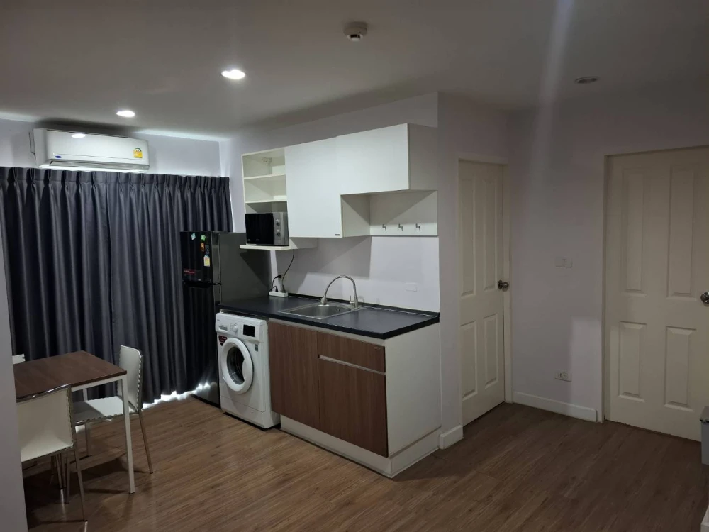 For rent!! Hallmark Ngamwongwan Condo, 8th floor, beautiful room, brand new, book now, don't miss out!!
