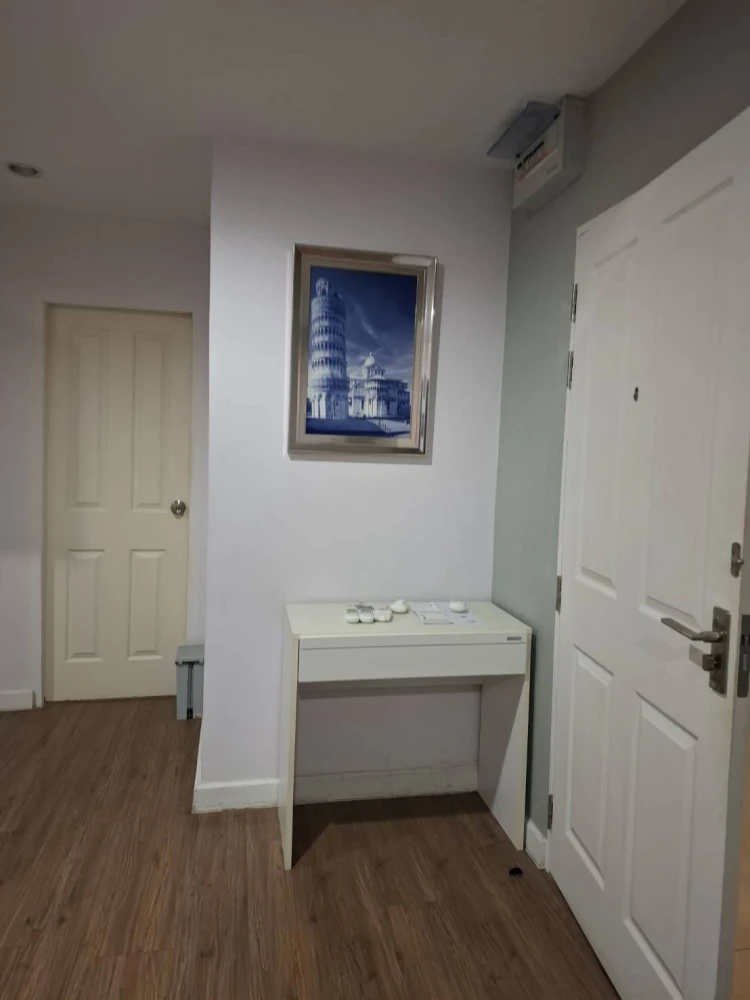 For rent!! Hallmark Ngamwongwan Condo, 8th floor, beautiful room, brand new, book now, don't miss out!!