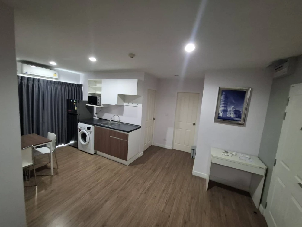For rent!! Hallmark Ngamwongwan Condo, 8th floor, beautiful room, brand new, book now, don't miss out!!