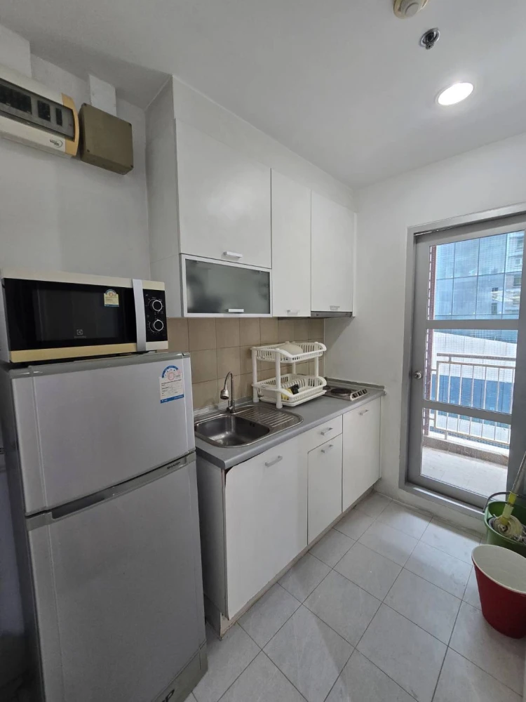 For rent!! Condo Centric Scene Sukhumvit 64, full facilities, just bring your bags and move in!!