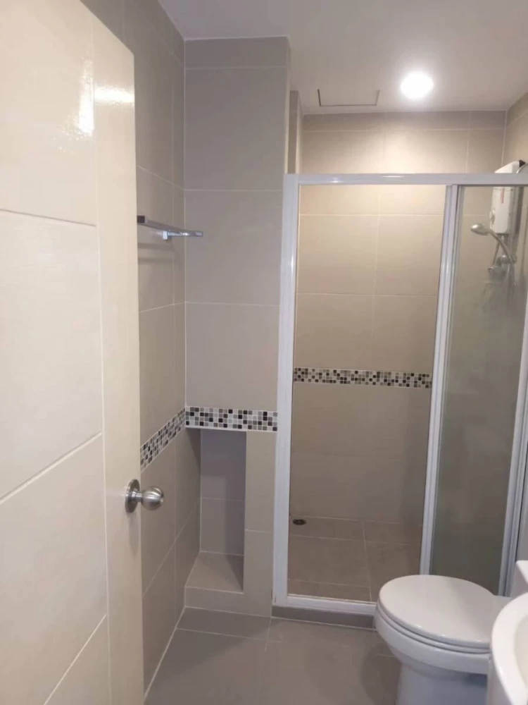 Condo for rent, Centric Ratchada-Sutthisan, ready to move in, high floor, good view, reasonable price, hurry and reserve now, don't wait.