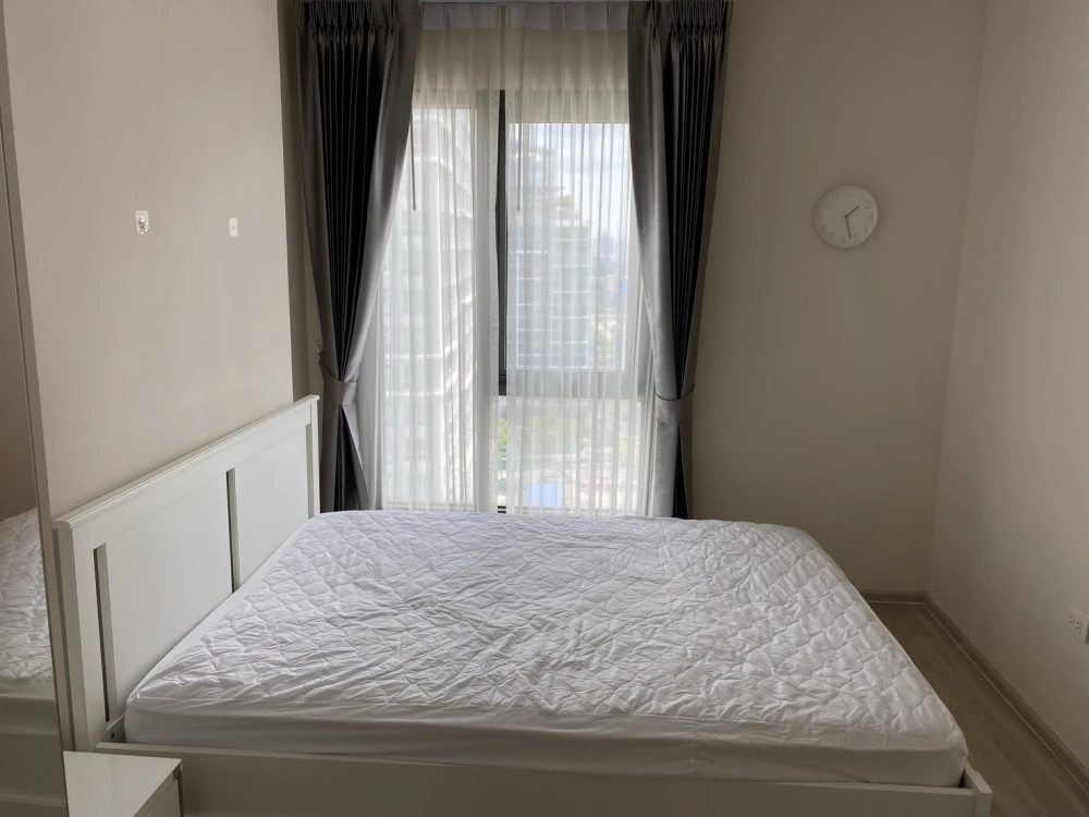 Condo for rent Centric Ratchada-Huay Kwang Pool view, corner room, fully furnished, very beautiful room, ready to move in