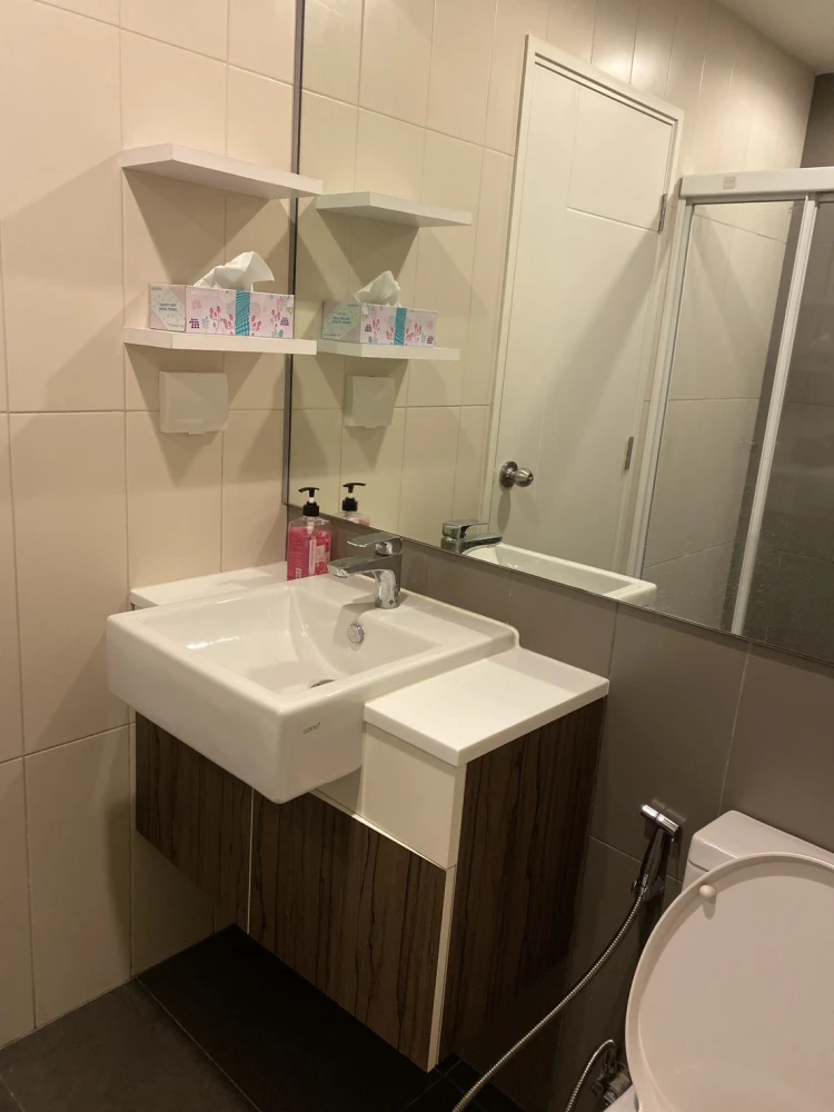 Condo for rent Centric Ratchada-Huay Kwang Pool view, corner room, fully furnished, very beautiful room, ready to move in