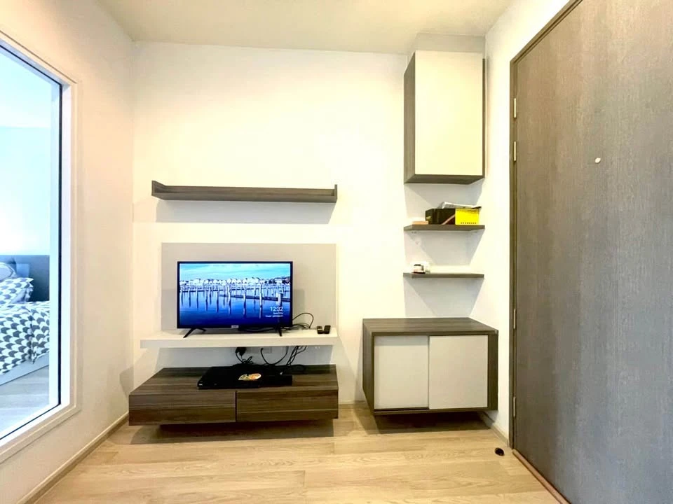 Condo for rent, Centric Ratchada-Huai Khwang, nice room, affordable price, I must say you must not miss it.