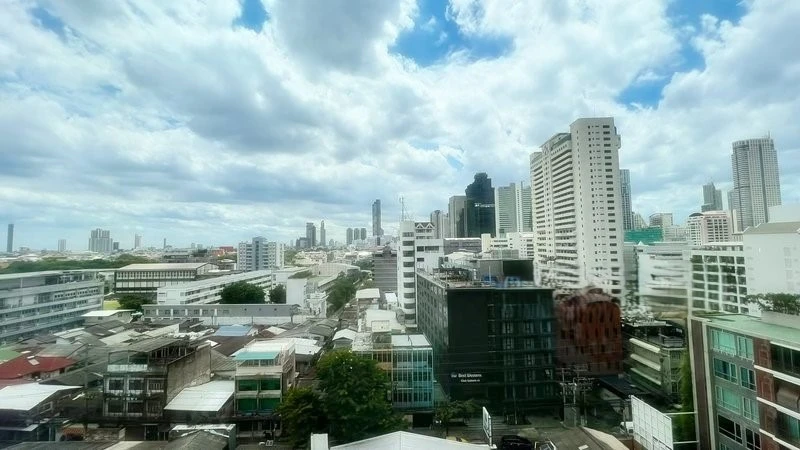 For rent!! Condo Centric Sathorn - Saint Louis, 1st floor, beautiful room, fully furnished, just bring your bags and move in. Don't miss out!!