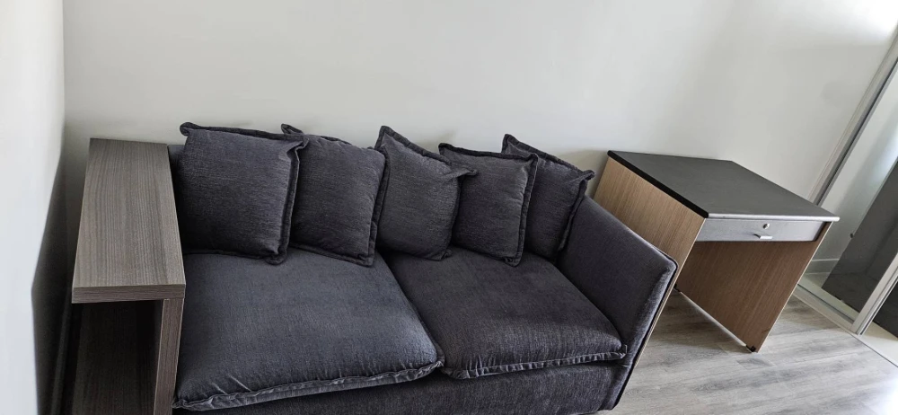 For rent!! Condo Centric Sathorn - Saint Louis, 9th floor, beautiful room, convenient transportation, ready to move in, don't miss it!!