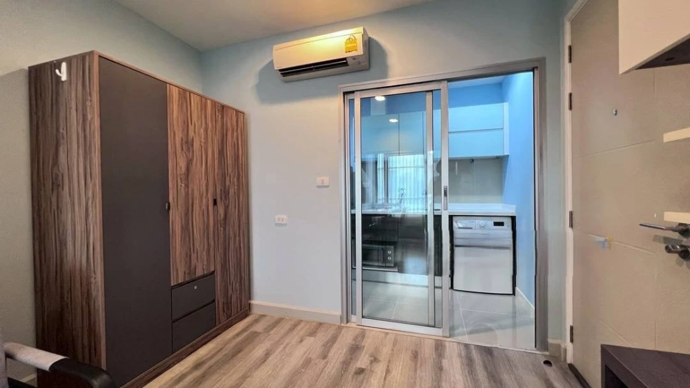 For rent!! Centric Sathorn-St. Louis Condo, beautiful room, fully furnished, ready to move in! Reserve now!!