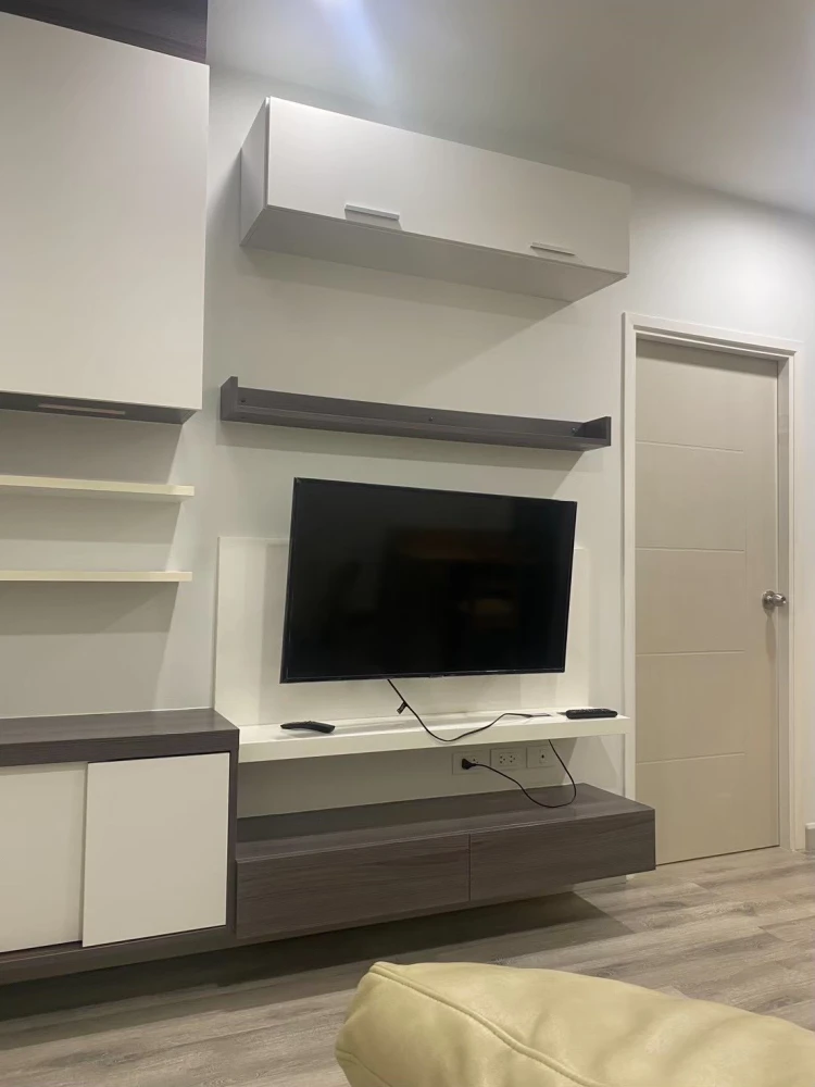 Condo for rent, Centric Sathorn - St. Louis, complete with furniture and electrical appliances. Can't miss it anymore.
