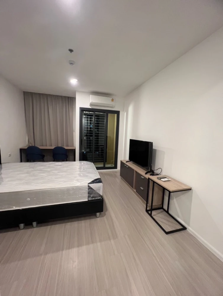 For rent!! Condo Denim Chatuchak, size 24 sq m, 19th floor, fully furnished, ready to move in, just bring your bags!!