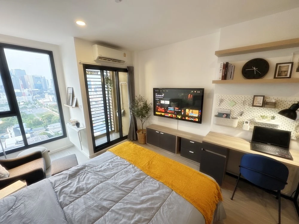 For rent!! Condo Denim Chatuchak, 17th floor, Building B, beautiful view, new room, fully furnished, very livable, don't miss it!!