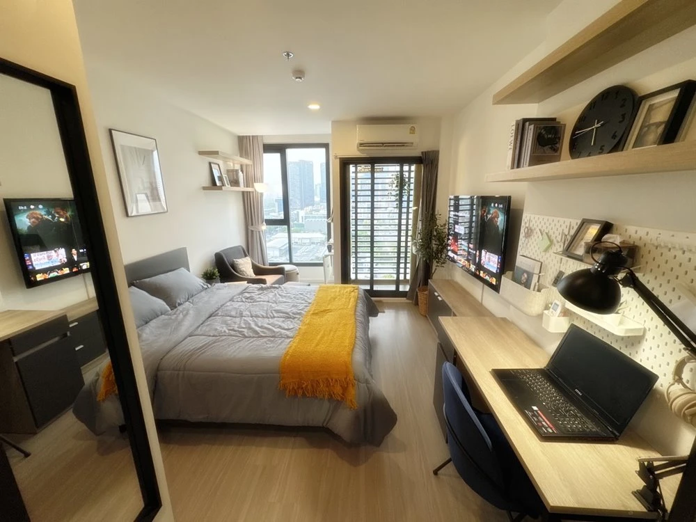 For rent!! Condo Denim Chatuchak, 17th floor, Building B, beautiful view, new room, fully furnished, very livable, don't miss it!!