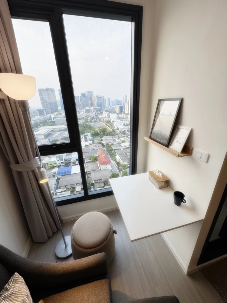 For rent!! Condo Denim Chatuchak, 17th floor, Building B, beautiful view, new room, fully furnished, very livable, don't miss it!!