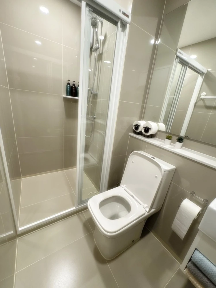 For rent!! Condo Denim Chatuchak, 17th floor, Building B, beautiful view, new room, fully furnished, very livable, don't miss it!!