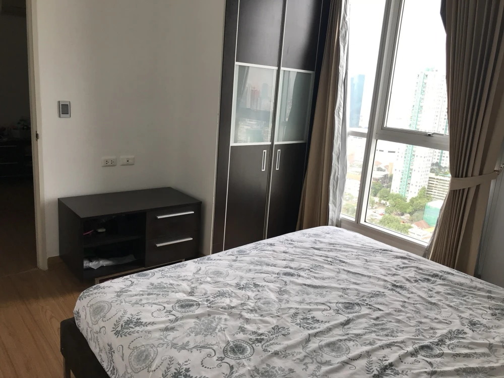 Condo for rent, The Complete Narathiwat, fully furnished room, convenient transportation, friendly price, don't miss it!!