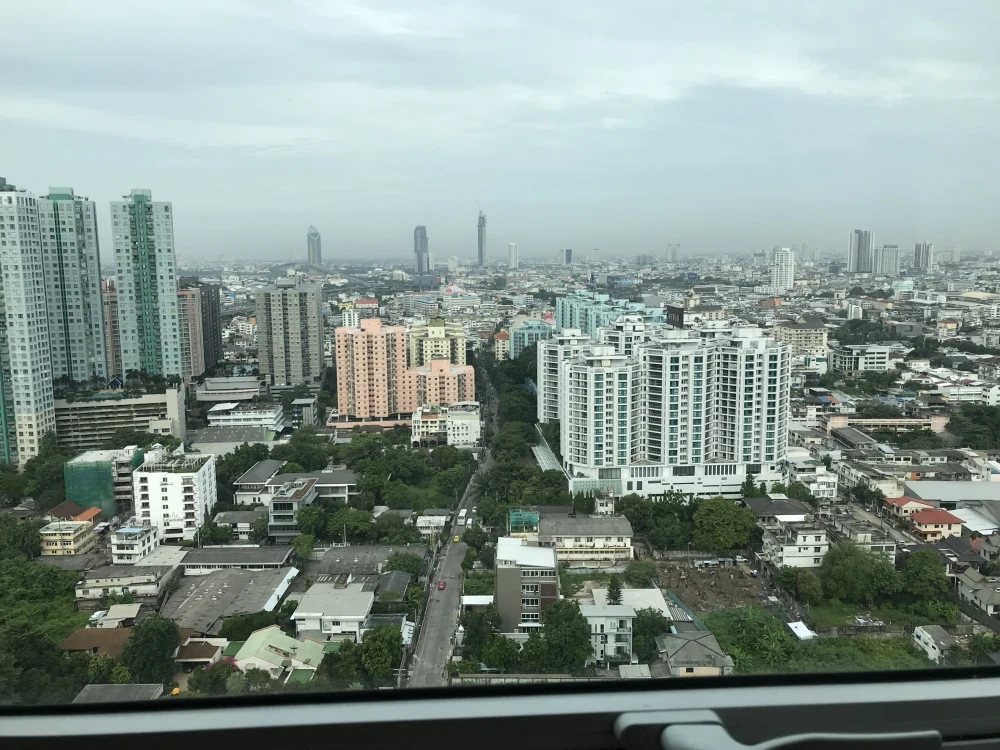 Condo for rent, The Complete Narathiwat, fully furnished room, convenient transportation, friendly price, don't miss it!!