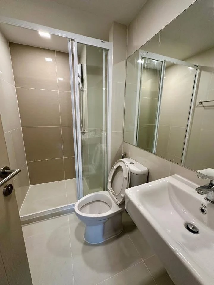 Condo for rent! The Collection Ratchada 32, 3rd floor, fully furnished, ready to move in! Don't miss out!!