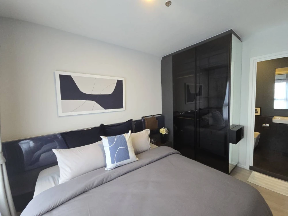 Condo for rent, The Key MRT Phetkasem 48. Beautiful room, ready to move in. Book now!!