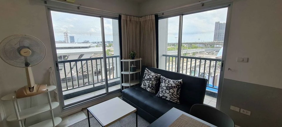 Condo for rent, The Key Chaengwattana, 6th floor, not very high, spacious room, great view, you shouldn't miss it.
