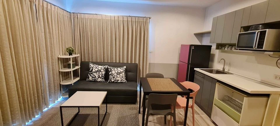 Condo for rent, The Key Chaengwattana, 6th floor, not very high, spacious room, great view, you shouldn't miss it.