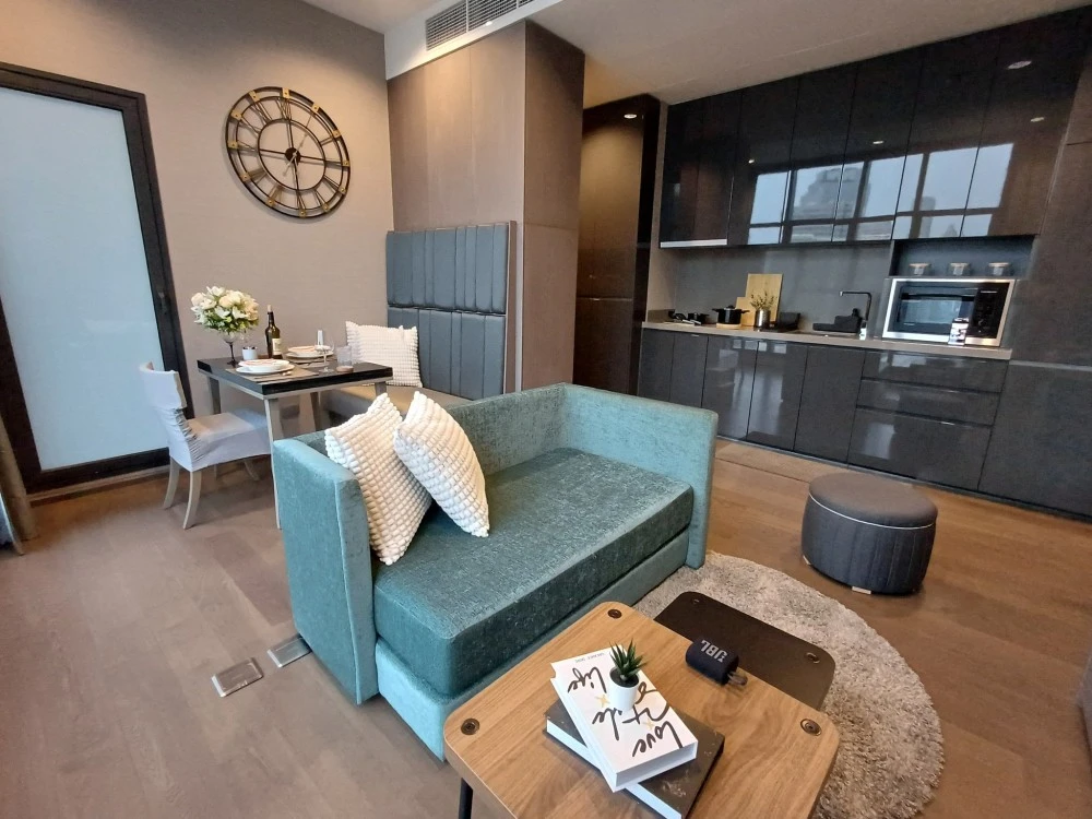 Condo for rent, The Diplomat Sathorn, nice room, full facilities, you must not miss it.
