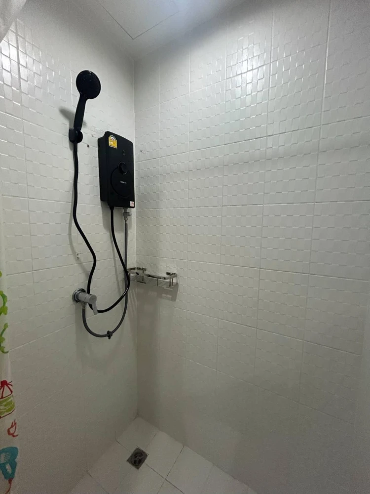 Condo for rent, The Tree Interchange, ready to move in, complete facilities, hurry and reserve now.