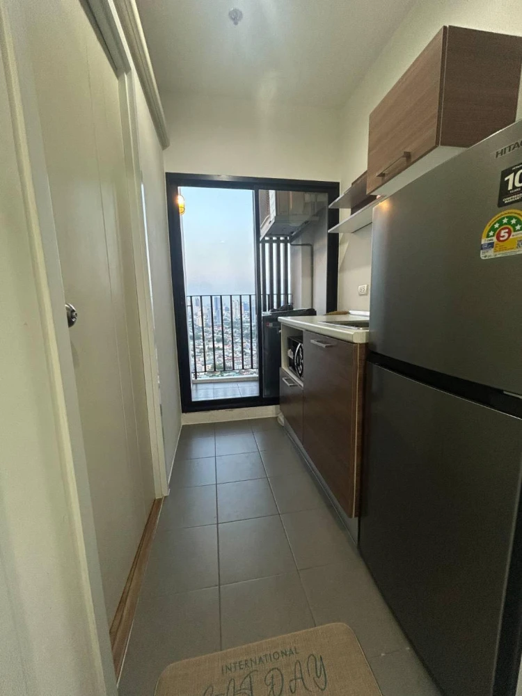Condo for rent, The Tree Interchange, ready to move in, complete facilities, hurry and reserve now.