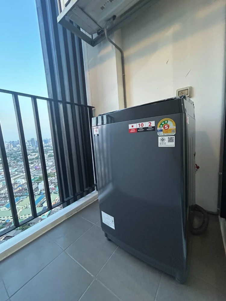 Condo for rent, The Tree Interchange, ready to move in, complete facilities, hurry and reserve now.